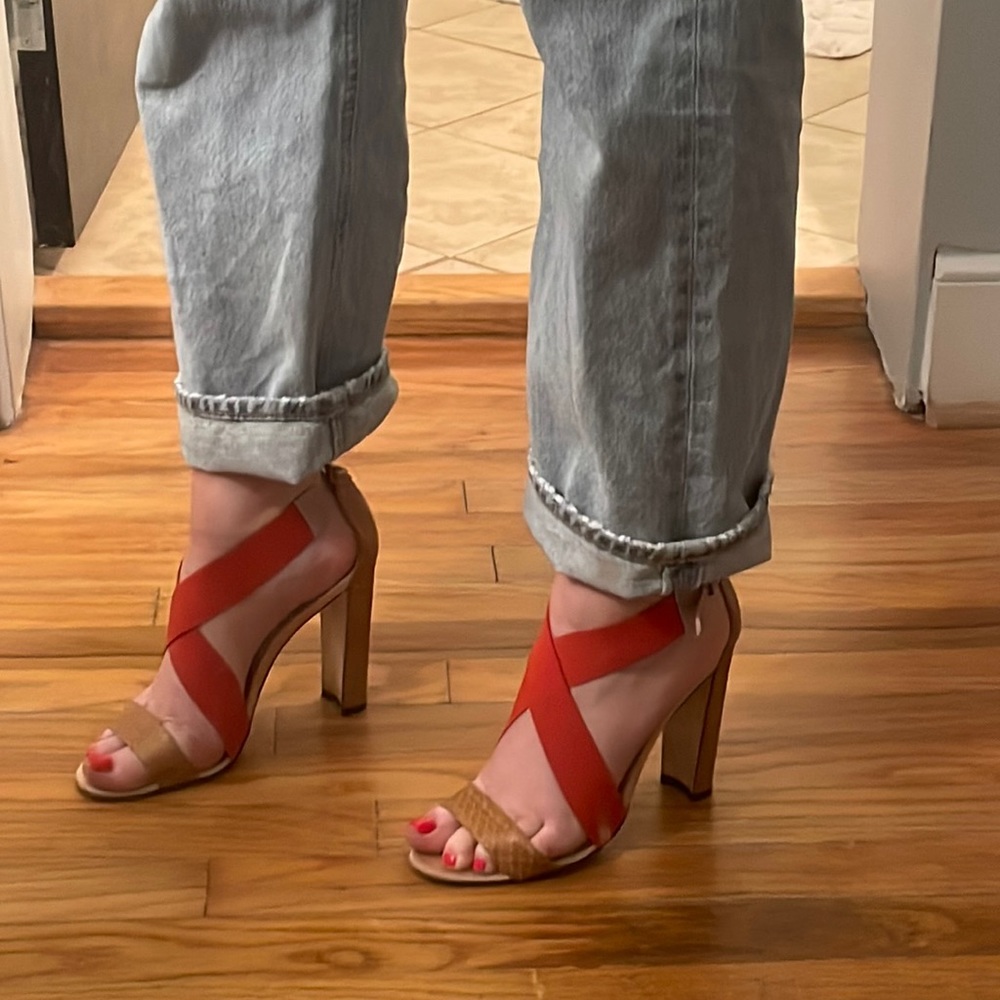 Gorgeous Manolo Blahnik heels - Picture 10 of 10